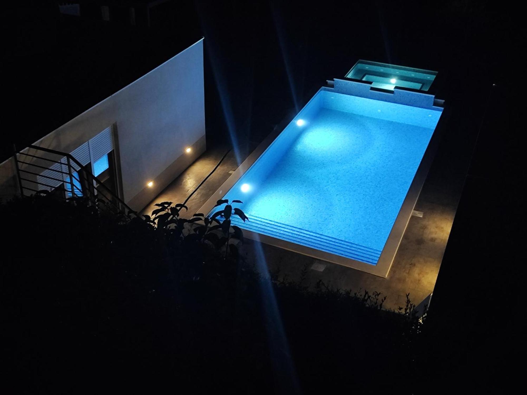 הוילה פודסטראנה Fantastic House מראה חיצוני תמונה