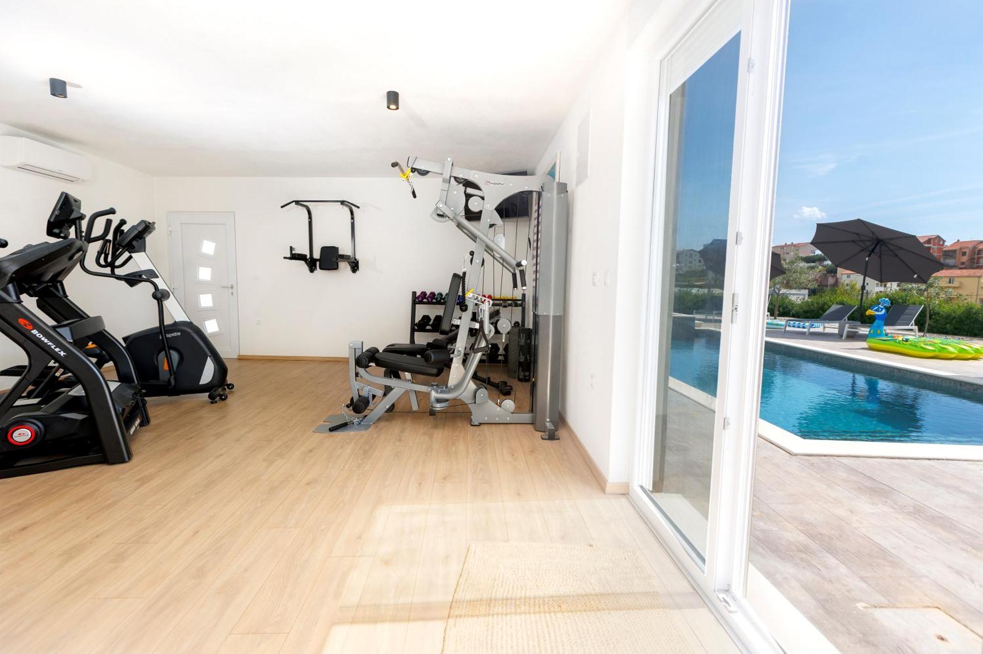 הוילה פודסטראנה Fantastic House מראה חיצוני תמונה