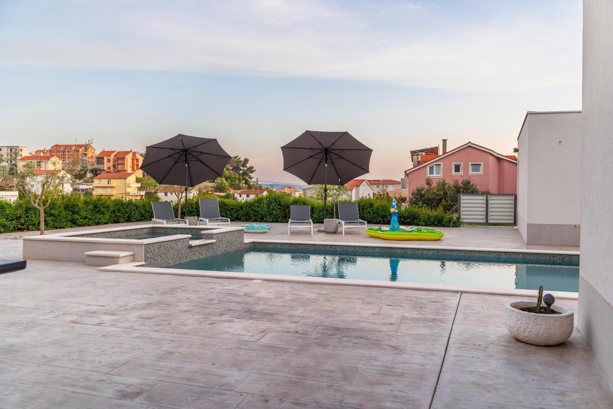 הוילה פודסטראנה Fantastic House מראה חיצוני תמונה
