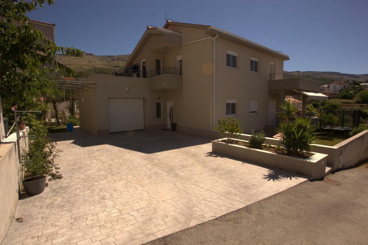 הוילה פודסטראנה Fantastic House מראה חיצוני תמונה