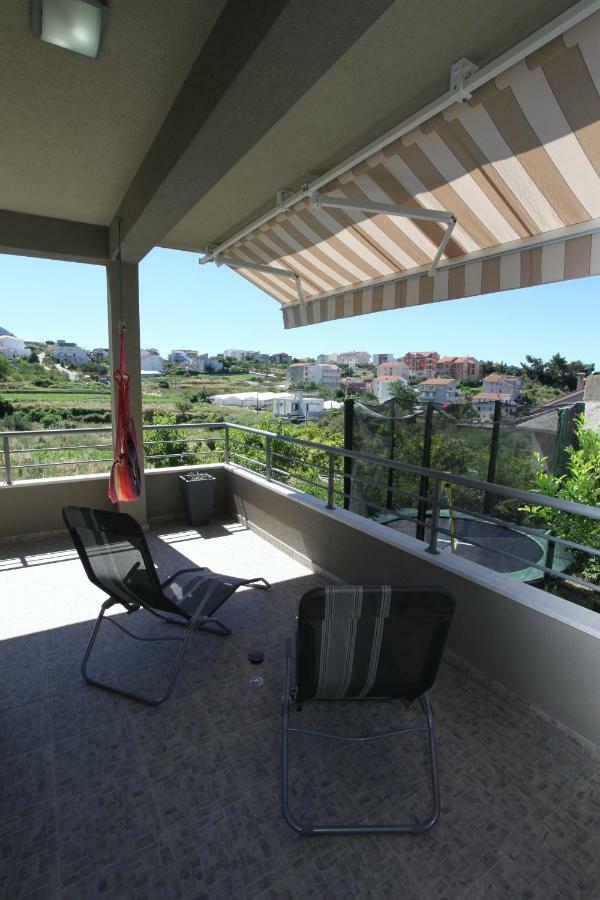 הוילה פודסטראנה Fantastic House מראה חיצוני תמונה