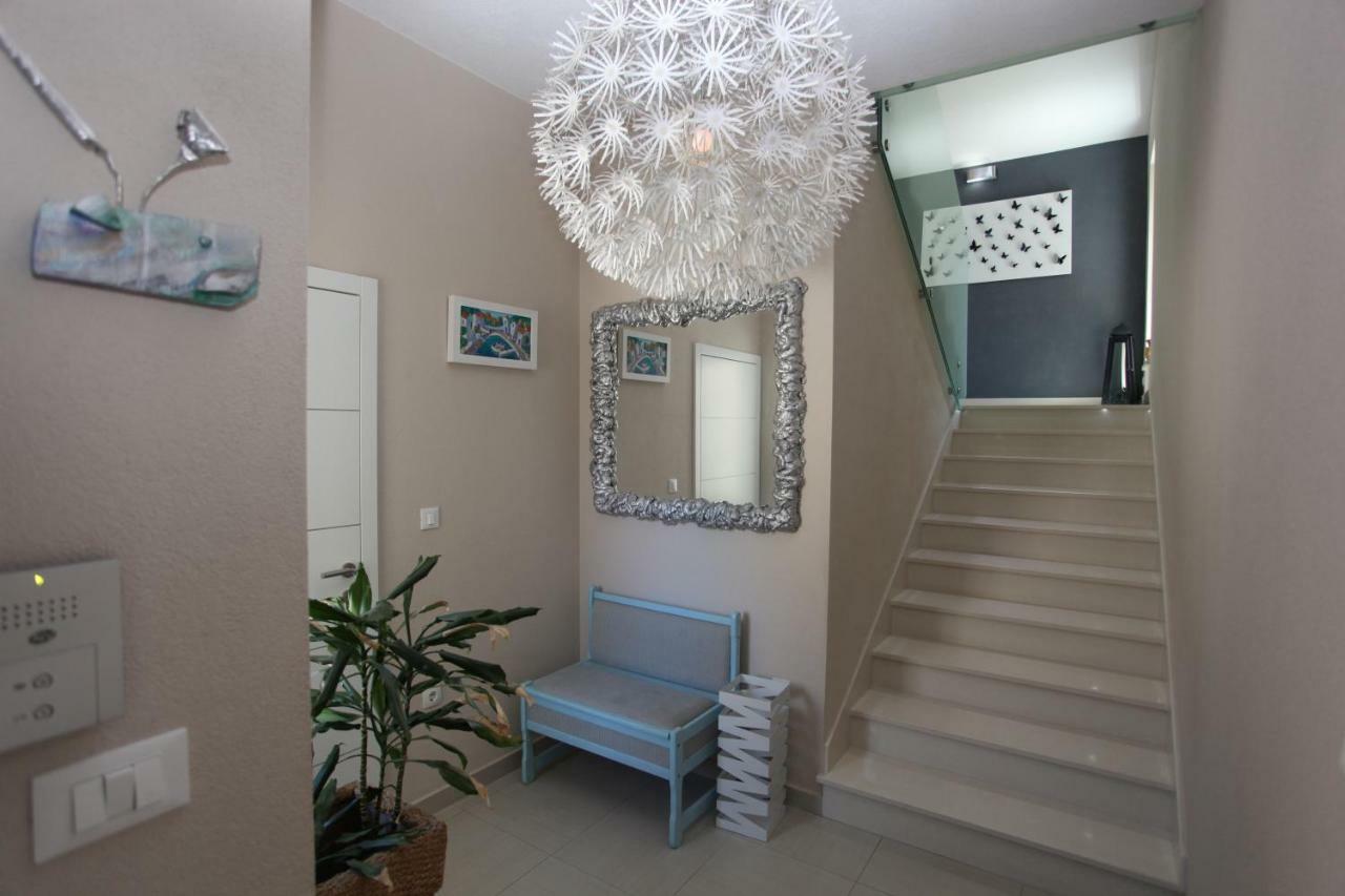 הוילה פודסטראנה Fantastic House מראה חיצוני תמונה